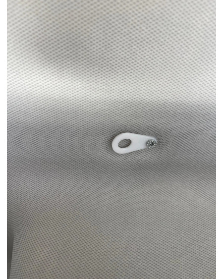 Oczko do montażu siatki górnego łóżka – VW Grand California 600