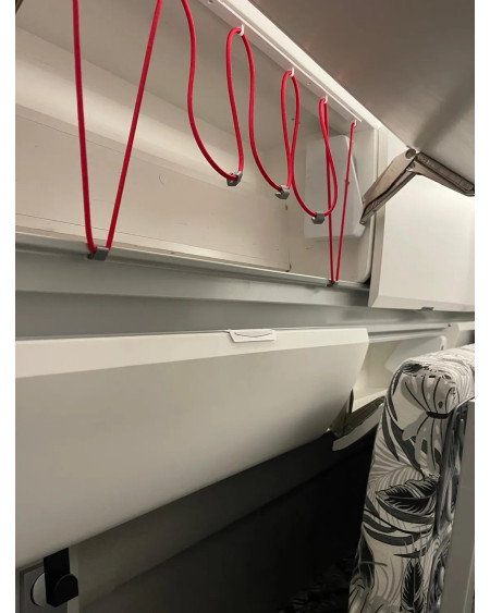 Zestaw zaczepów z linką elastyczną – szafka górna prawa VW Grand California