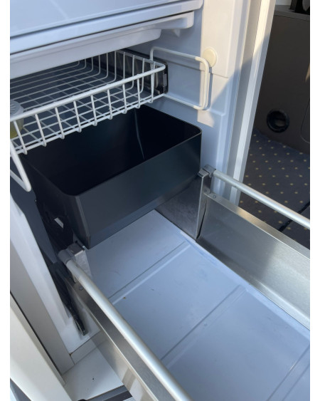Fridge Shelf for VW Grand California 600 / 680