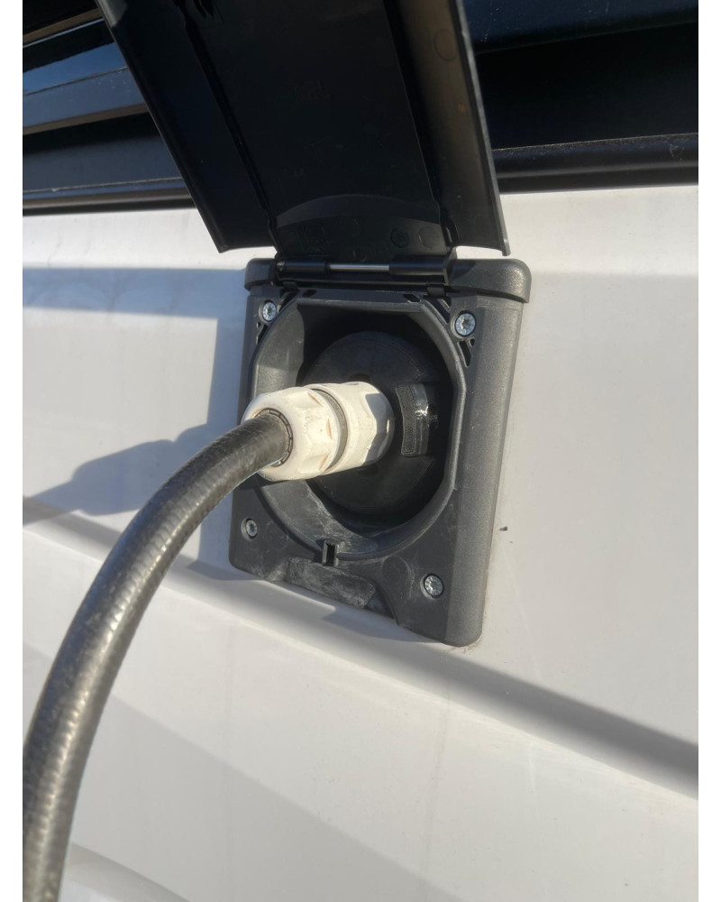 Korek do napełniania zbiornika z czystą wodą - VW Grand California