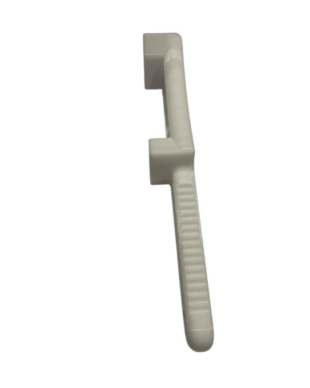 Klucz do otwierania zbiornika z czystą wodą - VW Grand California